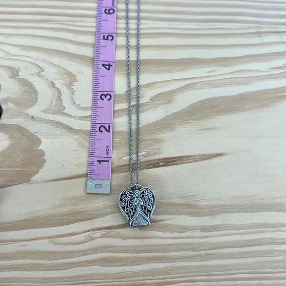 Comco Angel Praying Locket Silver tone Necklace - Picture 11 of 11